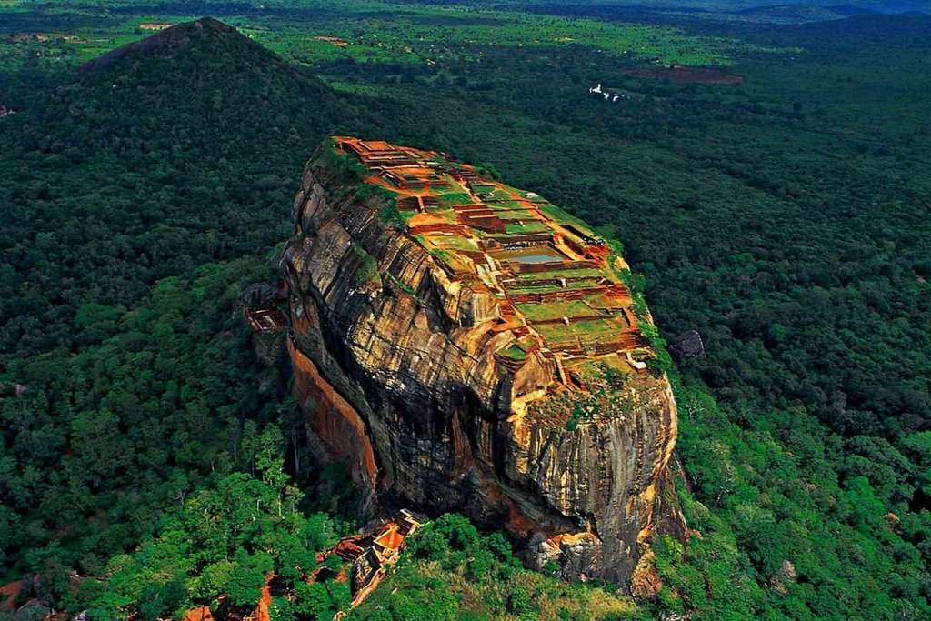 Explore Sri Lanka's Rich Heritage
